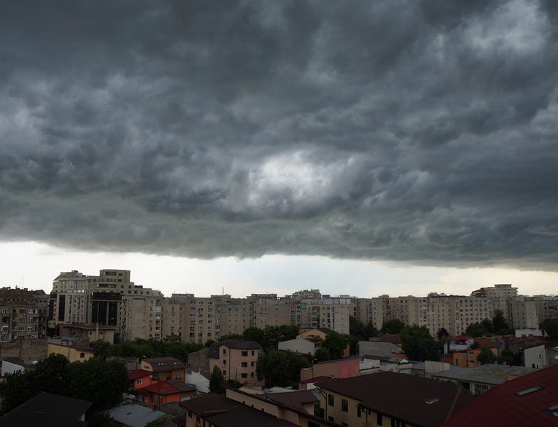 Furtună în București