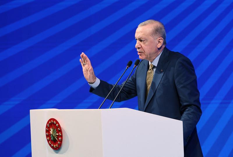 Președintele Recep Tayyip Erdogan rostește un discurs în timp ce participă la debutul programei „Modelul educațional al secolului Turciei”, în Istanbul, Turcia, 7 iunie 2024